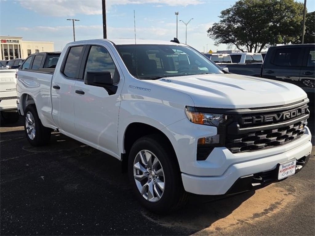 New 2026 Chevrolet Silverado 1500 Custom Truck