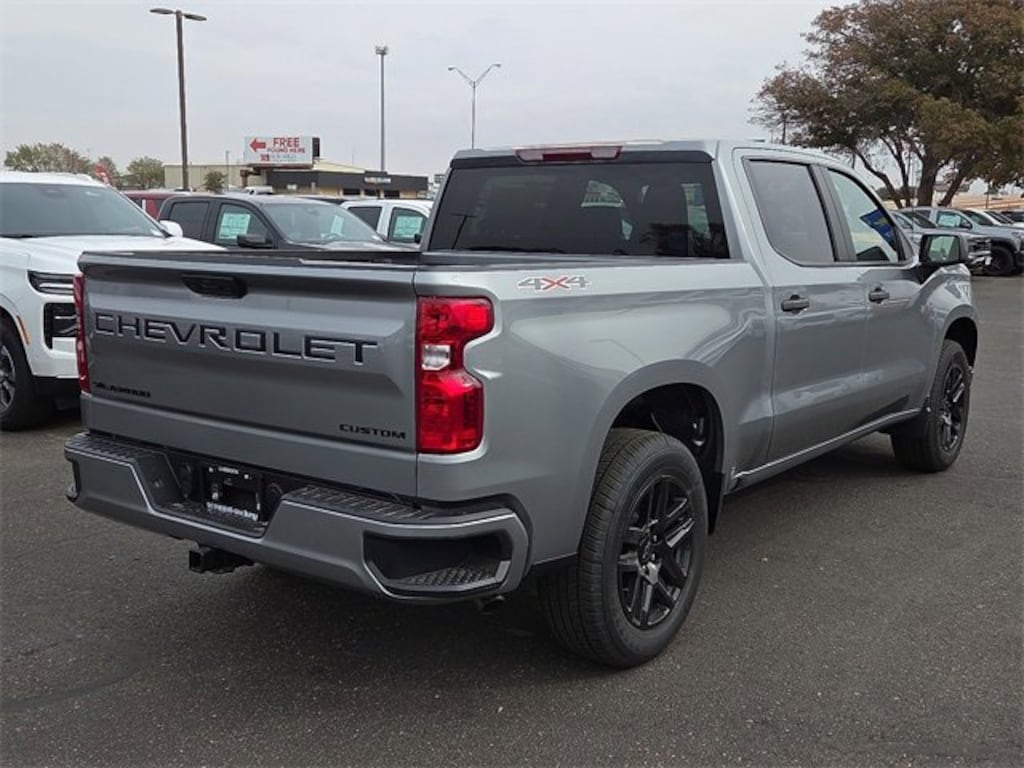New 2026 Chevrolet Silverado 1500 Custom Truck