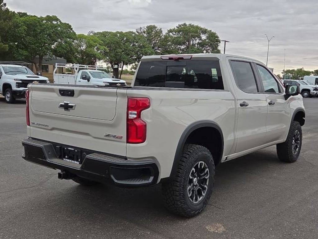 New 2026 Chevrolet Silverado 1500 ZR2 Truck