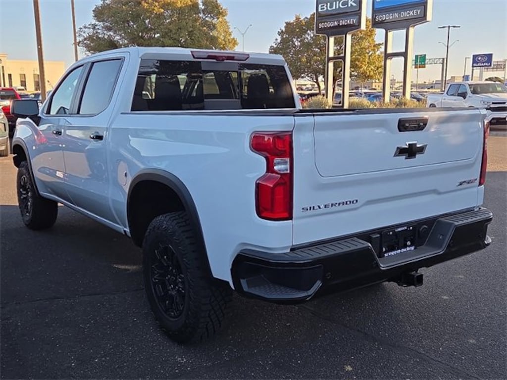 New 2026 Chevrolet Silverado 1500 ZR2 Truck