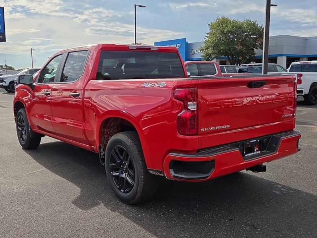 New 2026 Chevrolet Silverado 1500 Custom Truck