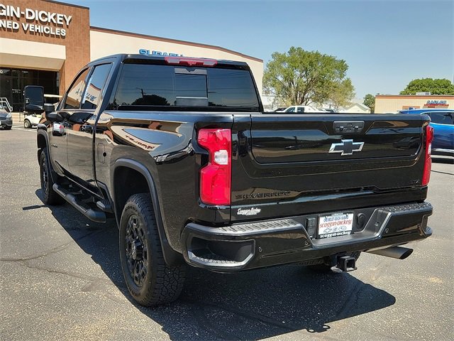 2024 Chevrolet Silverado 2500HD LTZ photo 3