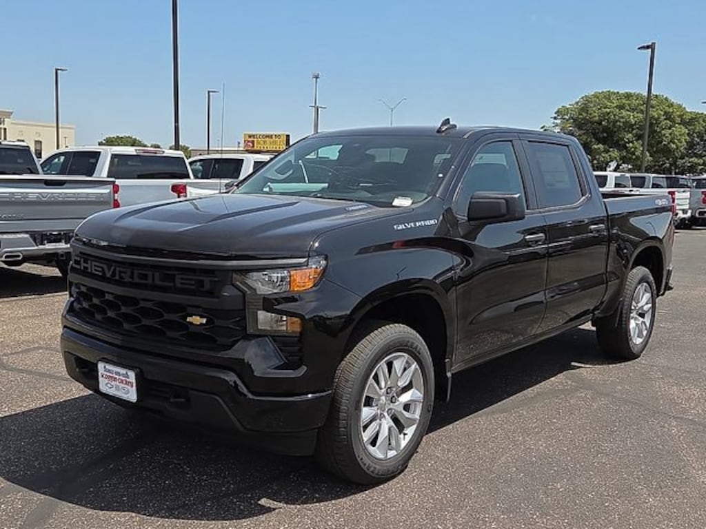 New 2026 Chevrolet Silverado 1500 Custom Truck