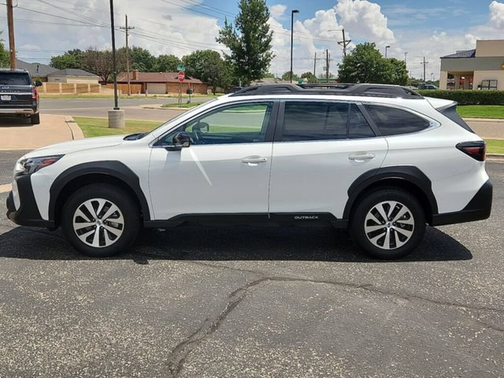 Used 2025 Subaru Outback Premium SUV