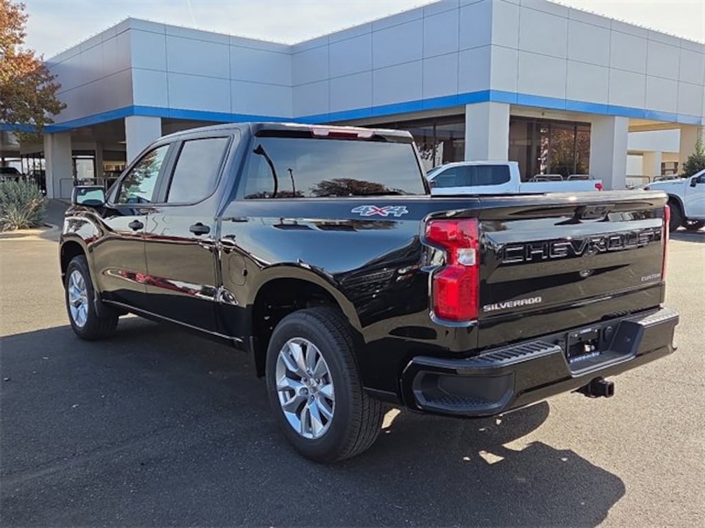 New 2026 Chevrolet Silverado 1500 Custom Truck