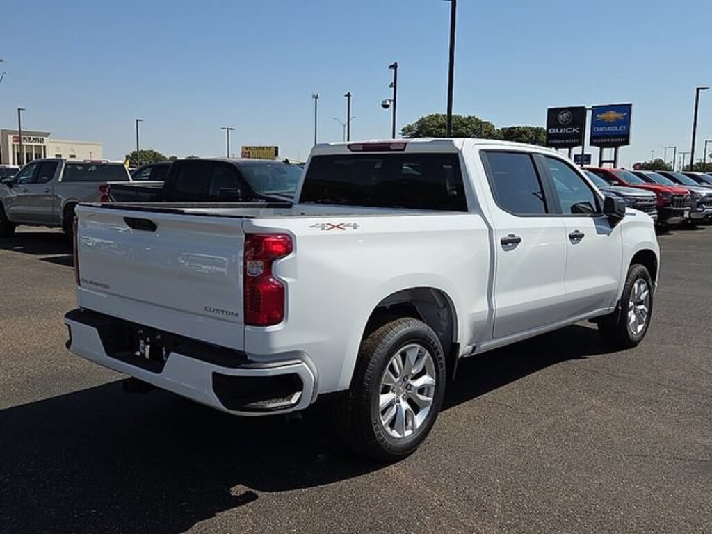 New 2026 Chevrolet Silverado 1500 Custom Truck