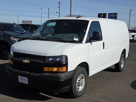 2025 Chevrolet Express Cargo WT Van