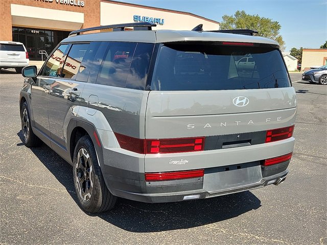 2024 Hyundai Santa Fe SEL photo 2