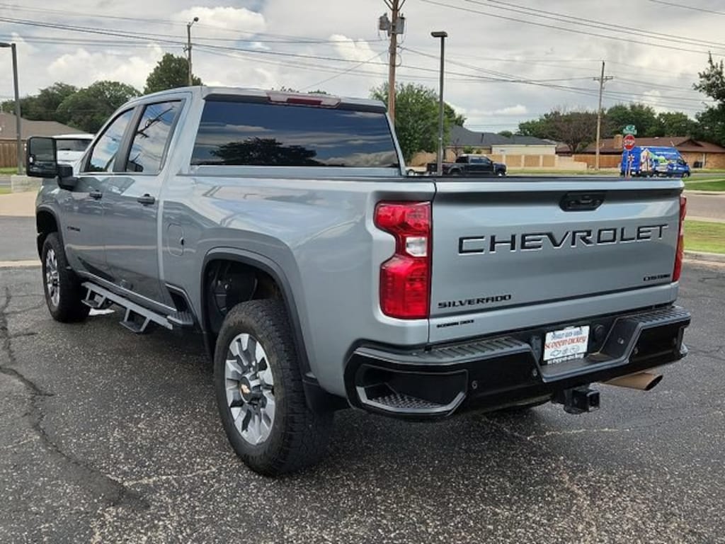 Used 2024 Chevrolet Silverado 2500 HD Custom Truck Crew Cab