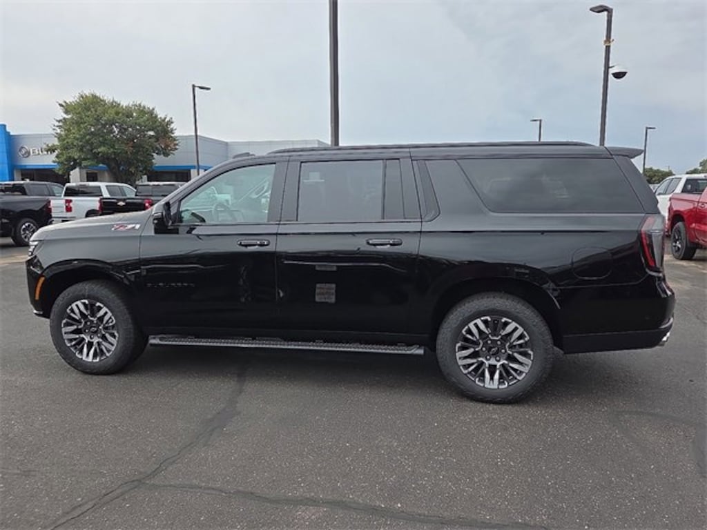 New 2026 Chevrolet Suburban Z71 SUV