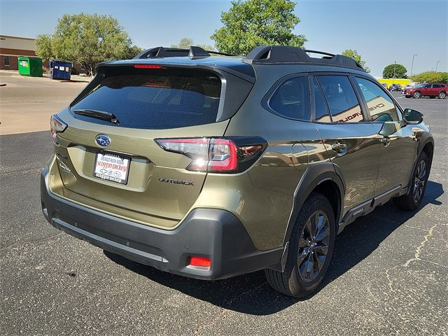 2025 Subaru Outback Onyx Edition photo 3