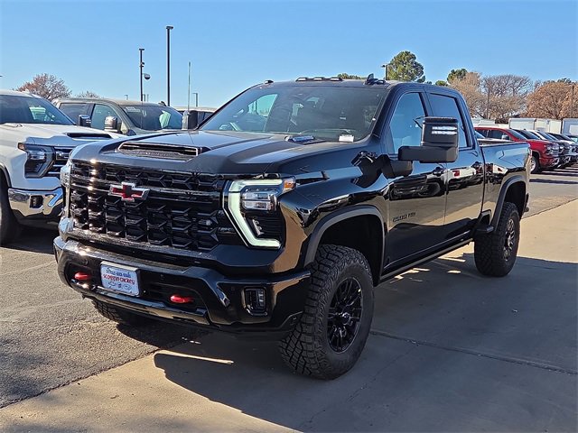 2026 Chevrolet Silverado 2500HD ZR2's photo