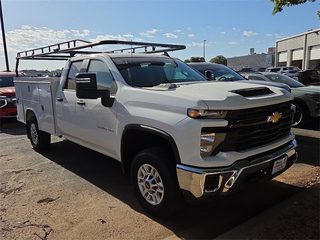 2025 Chevrolet Silverado 2500HD photo 4