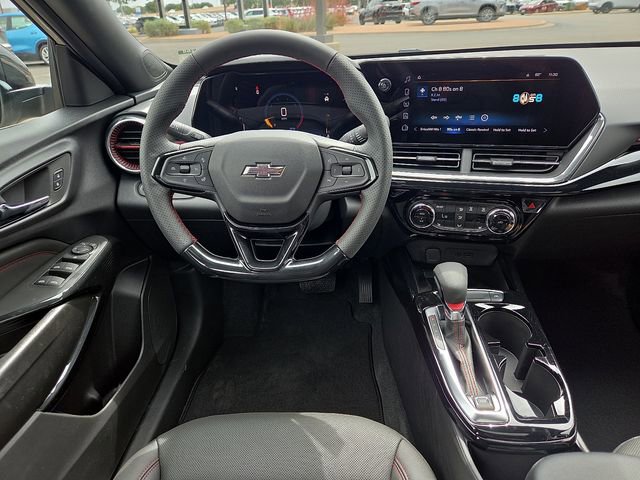 2026 Chevrolet Trax RS - Photo 9