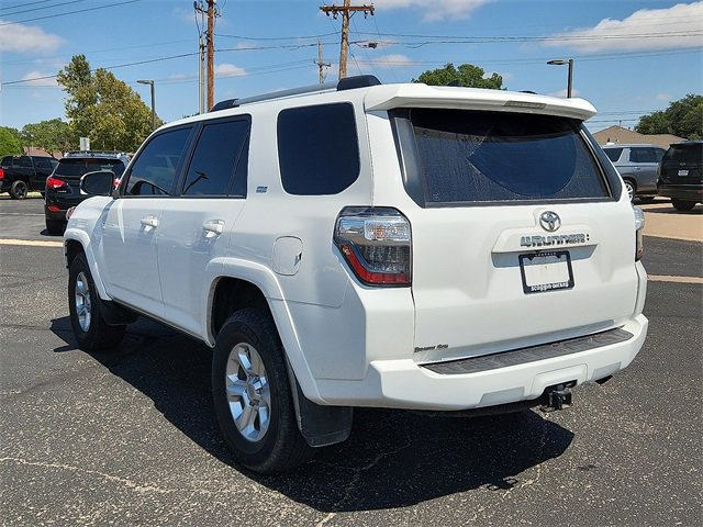 2022 Toyota 4Runner SR5 Premium photo 3