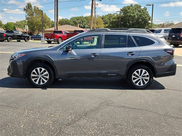 2024 Subaru Outback Premium photo 2