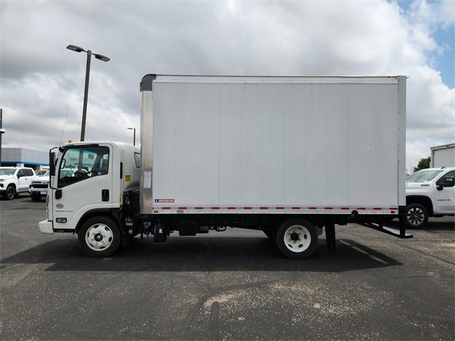 2024 Chevrolet Silverado 4500HD photo 2