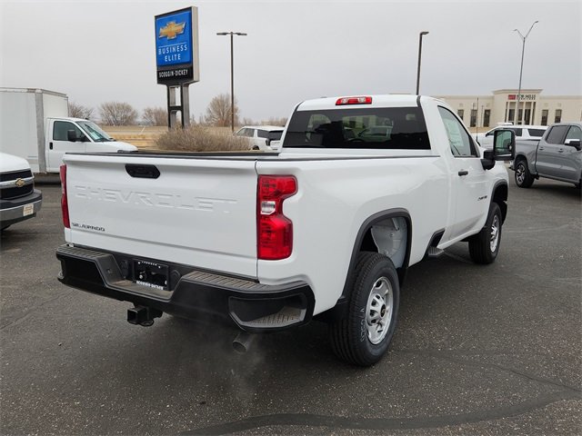 2025 Chevrolet Silverado 2500HD photo 4