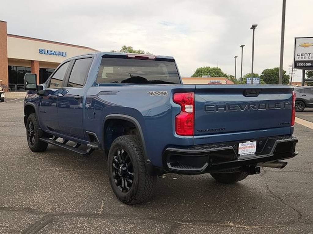 Used 2025 Chevrolet Silverado 2500 HD Custom Truck Crew Cab