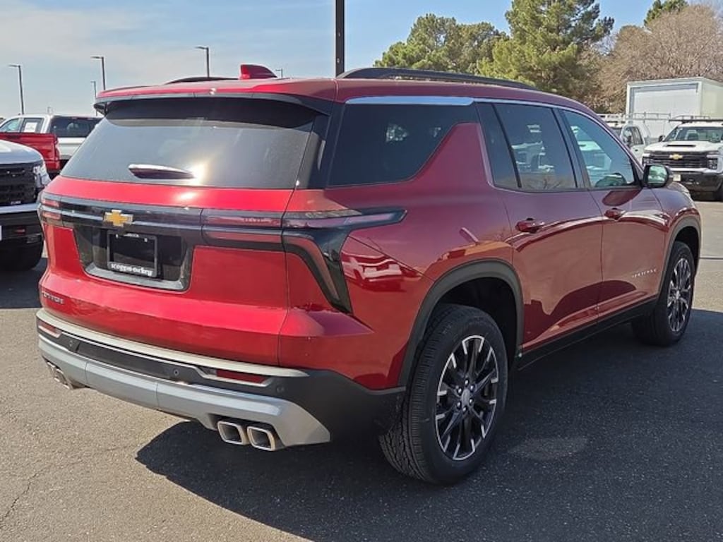 New 2026 Chevrolet Traverse LT SUV