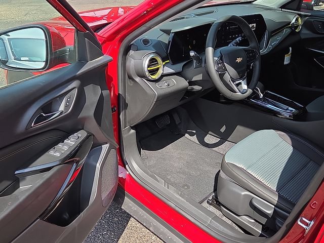 2026 Chevrolet Trax LT - Photo 10