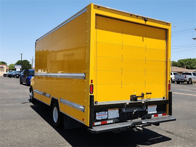 2021 Gmc Savana Cutaway 3500 photo 3