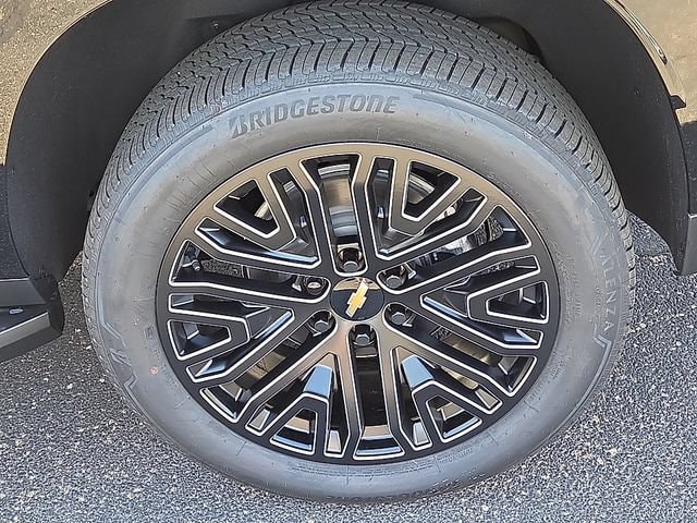 2026 Chevrolet Suburban RST - Photo 7