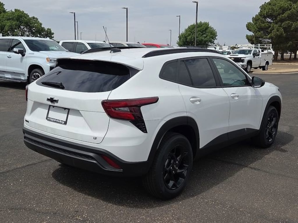 New 2026 Chevrolet Trax LT SUV