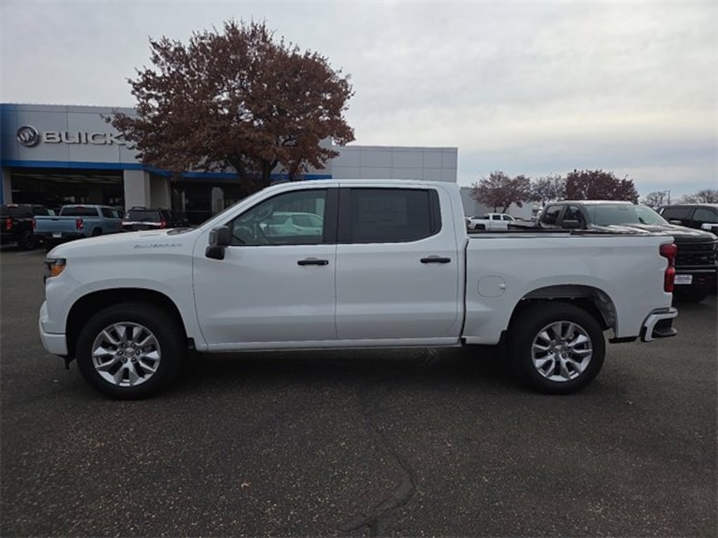 New 2026 Chevrolet Silverado 1500 Custom Truck