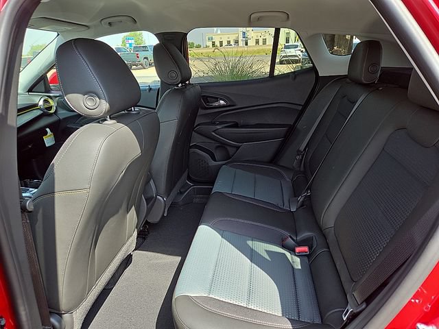 2026 Chevrolet Trax LT - Photo 8