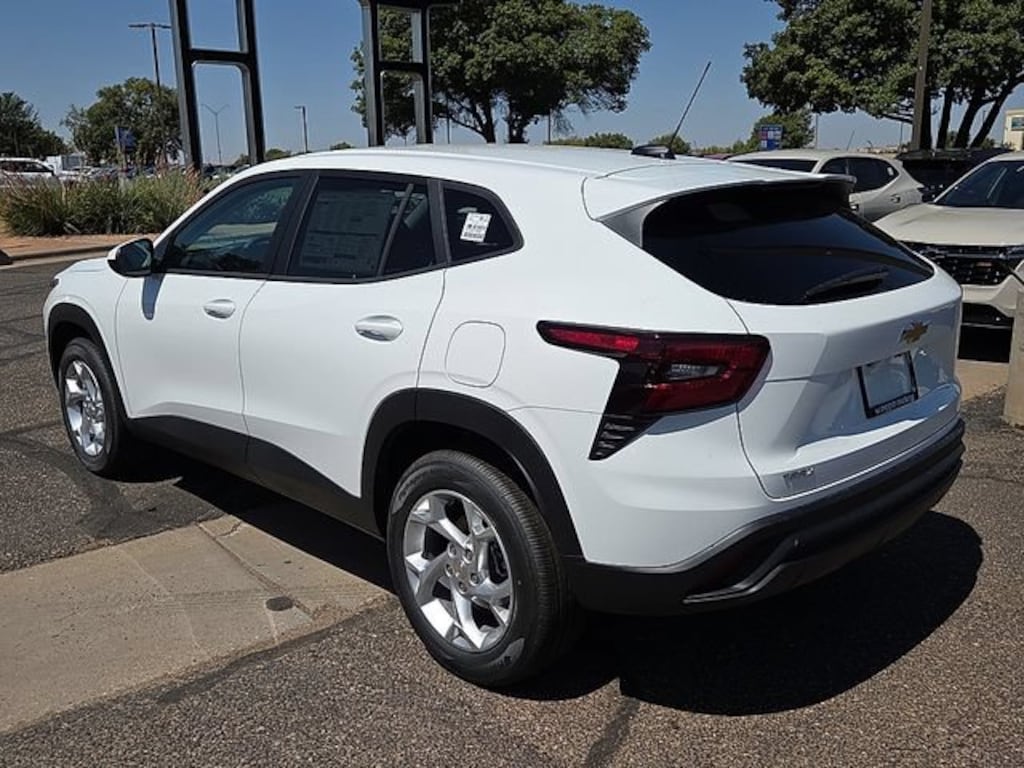 New 2026 Chevrolet Trax LS SUV