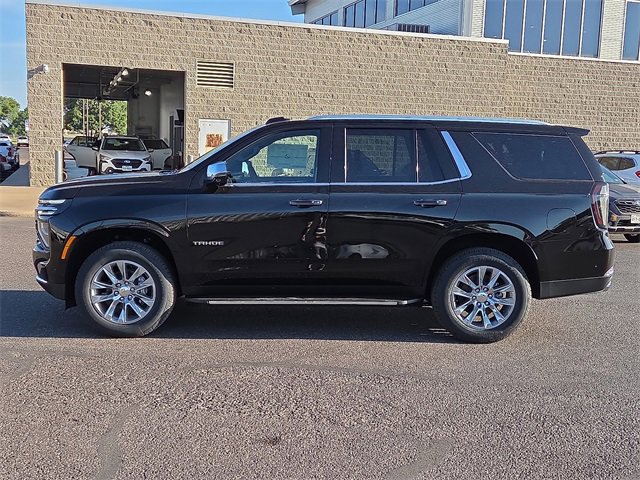 2025 Chevrolet Tahoe Premier photo 2