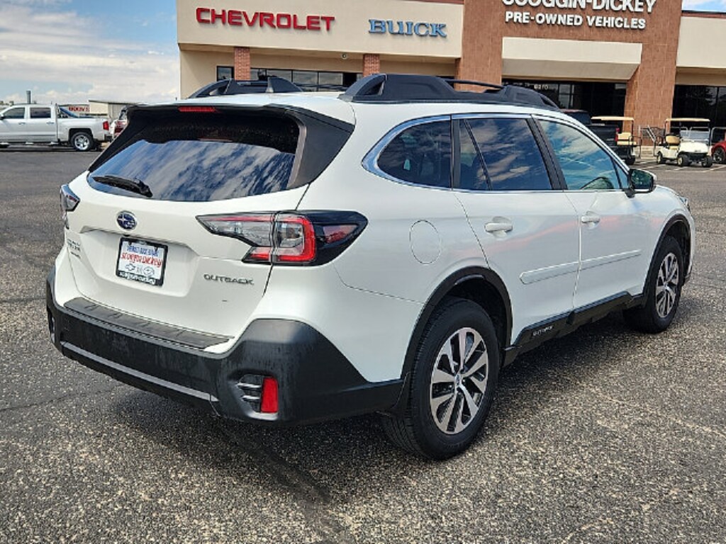 Used 2022 Subaru Outback Premium SUV