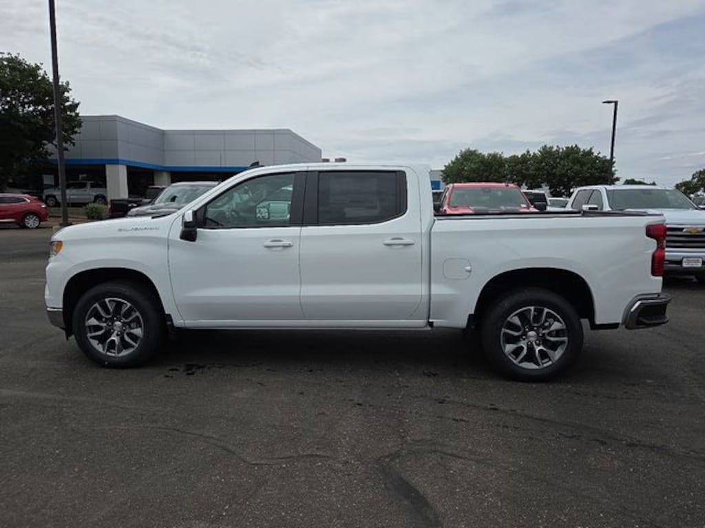 New 2026 Chevrolet Silverado 1500 LT Truck