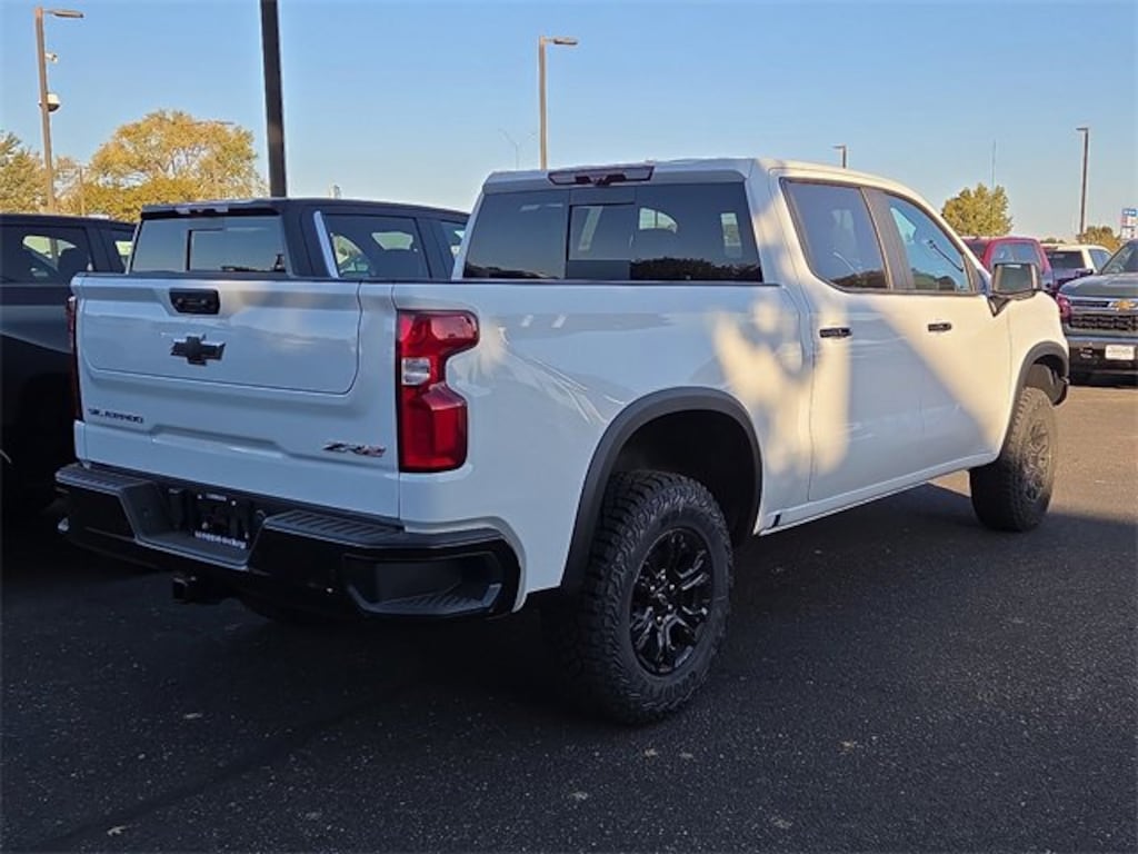 New 2026 Chevrolet Silverado 1500 ZR2 Truck