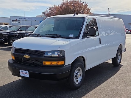 2025 Chevrolet Express Cargo WT Van
