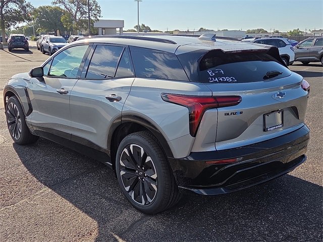 2025 Chevrolet Blazer EV RS photo 2