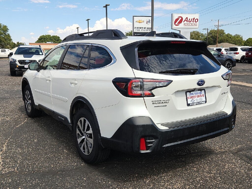 Used 2022 Subaru Outback Premium SUV