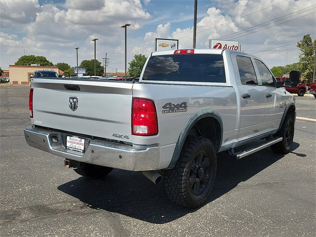 2017 Ram 2500 Tradesman photo 4