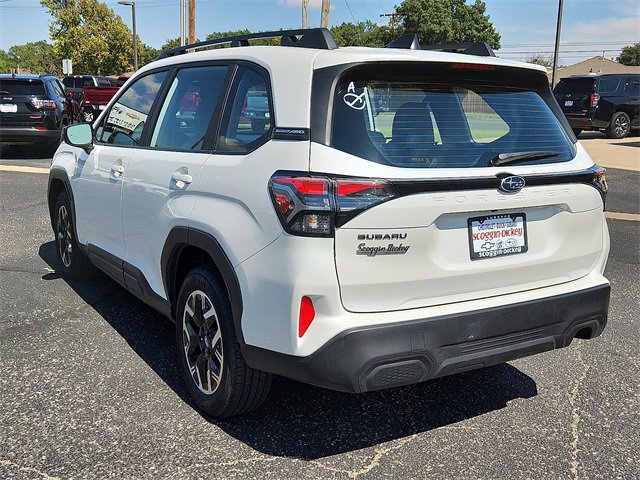 2025 Subaru Forester Base photo 3