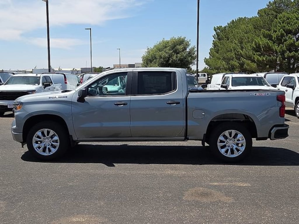 New 2026 Chevrolet Silverado 1500 Custom Truck