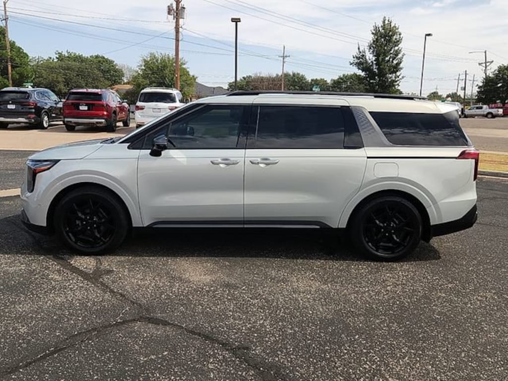 Used 2026 Kia Carnival MPV SX Prestige Minivan