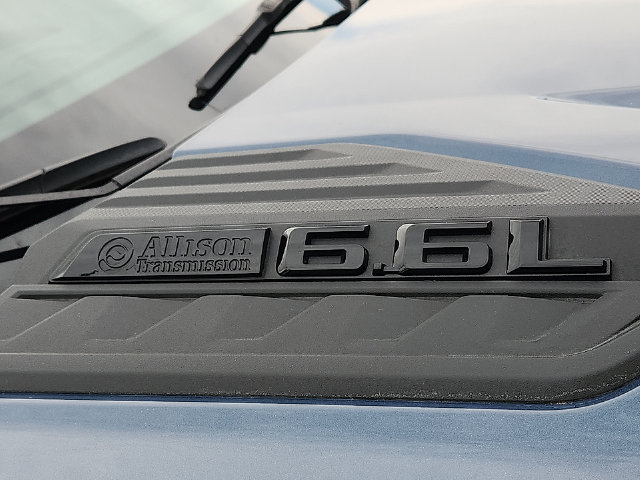 2025 Chevrolet Silverado 2500HD Custom - Photo 9