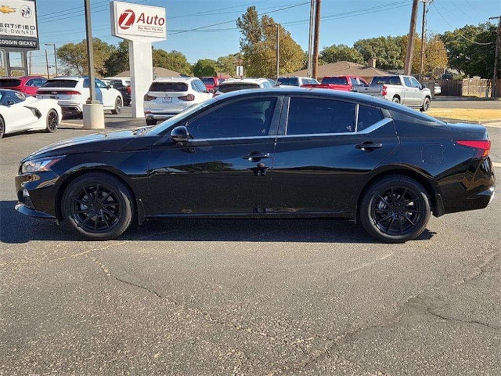 Used 2020 Nissan Altima 2.5 SR Sedan