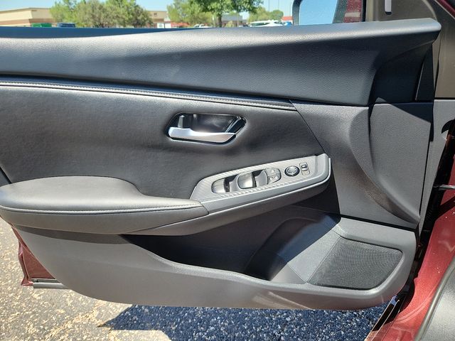 2025 Nissan Sentra SV - Photo 14