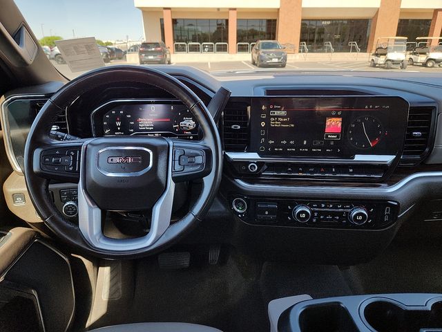 2025 GMC Sierra 1500 SLT - Photo 12