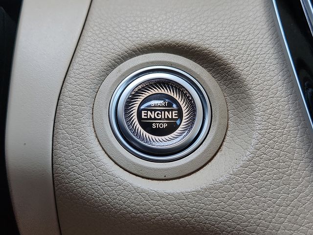 2022 Mercedes-Benz GLC GLC300 - Photo 18