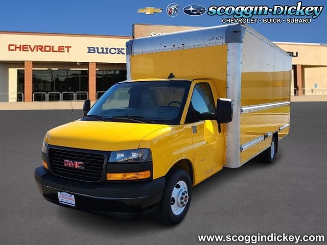 2021 GMC Savana Cutaway