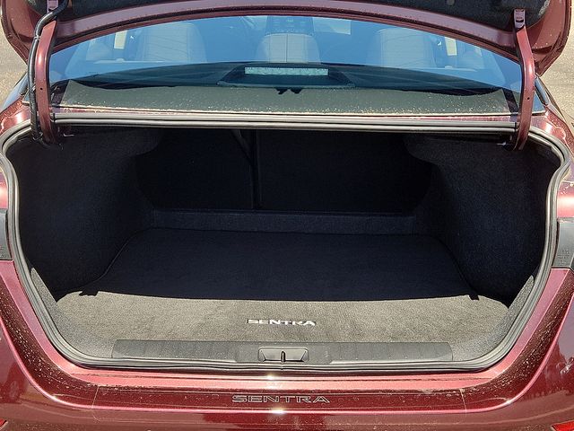 2025 Nissan Sentra SV - Photo 9