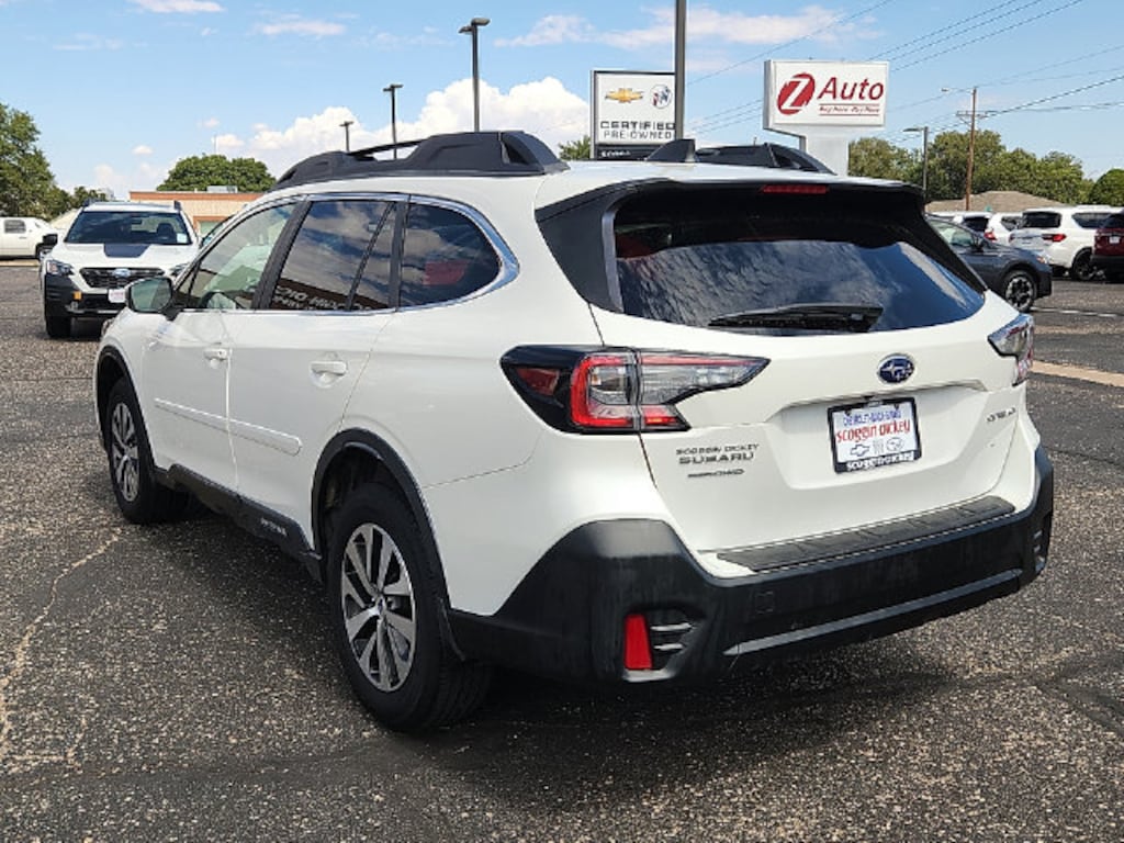Used 2022 Subaru Outback Premium SUV